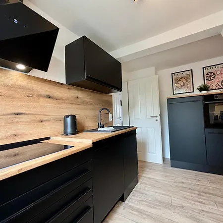 Ar I Art I 4 Pers I Zentrum *